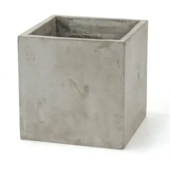 Square Planter in Lite Concrete